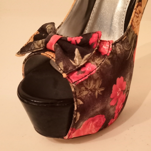 🎁FREE GIFT INCLUDED🎁 NWT Stiletto Platform Peep Toe High Heel Double Bow Shoes - Picture 10 of 14